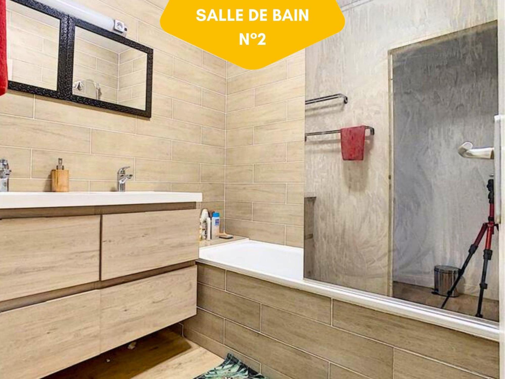 Ideal Groupe - Grands Espaces - 4 Chambres - Parking Gratuit - Proche Centre, Gare & Transports - Wifi - Offre Special De Reduction Jusqu'A -50 Λε Μανς Εξωτερικό φωτογραφία