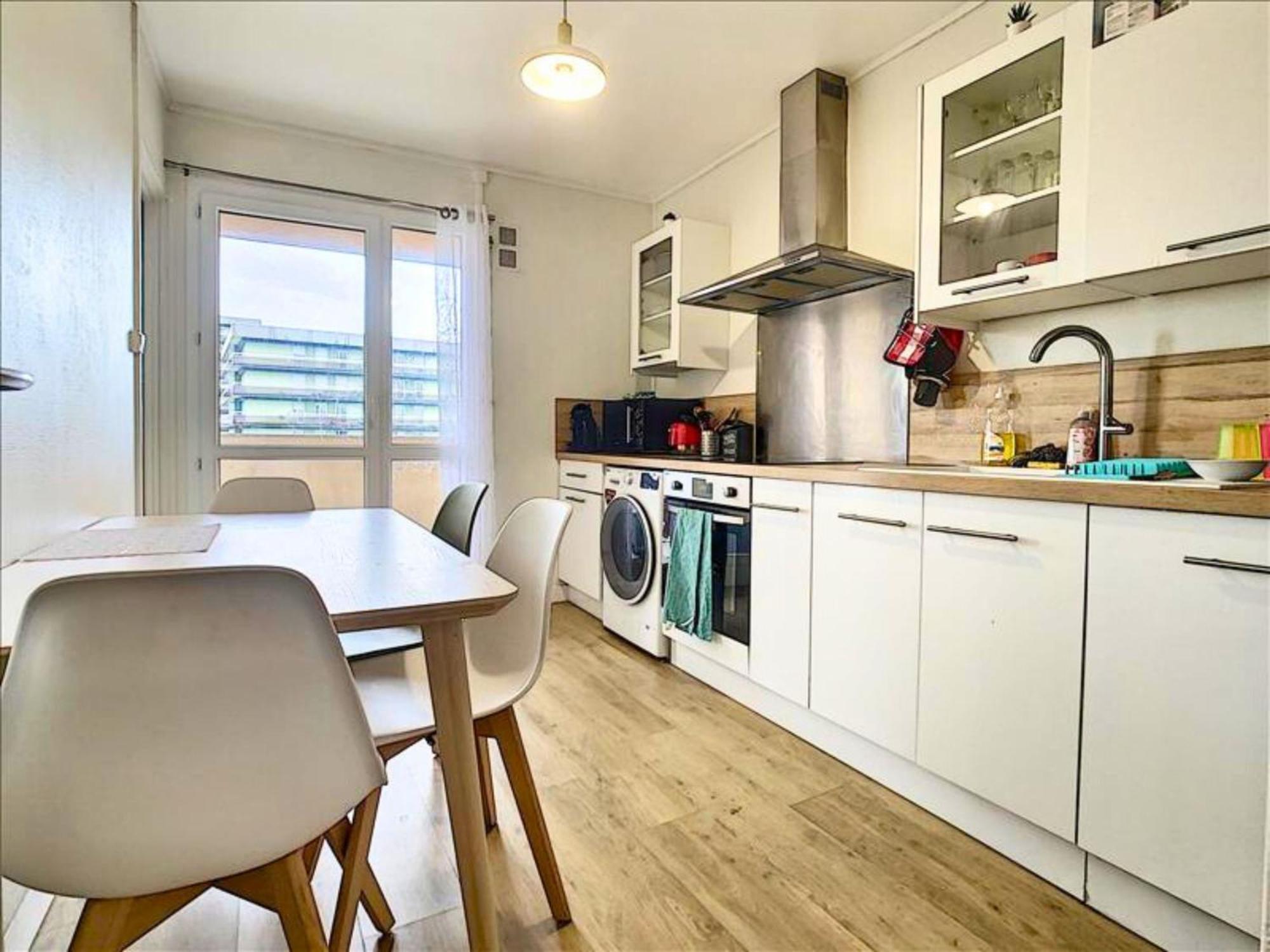 Ideal Groupe - Grands Espaces - 4 Chambres - Parking Gratuit - Proche Centre, Gare & Transports - Wifi - Offre Special De Reduction Jusqu'A -50 Λε Μανς Εξωτερικό φωτογραφία